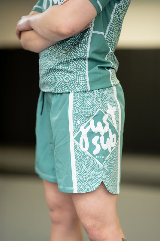 SERIO VERDE SHORTS
